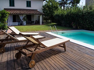 Outdoor Area Chianti