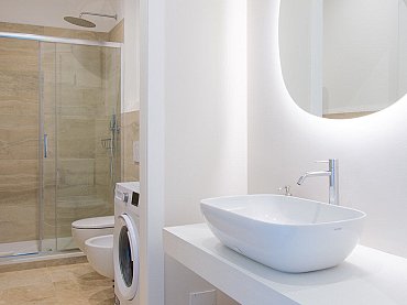 cfedc902-3839-4064-a3a9-1d3da2674566